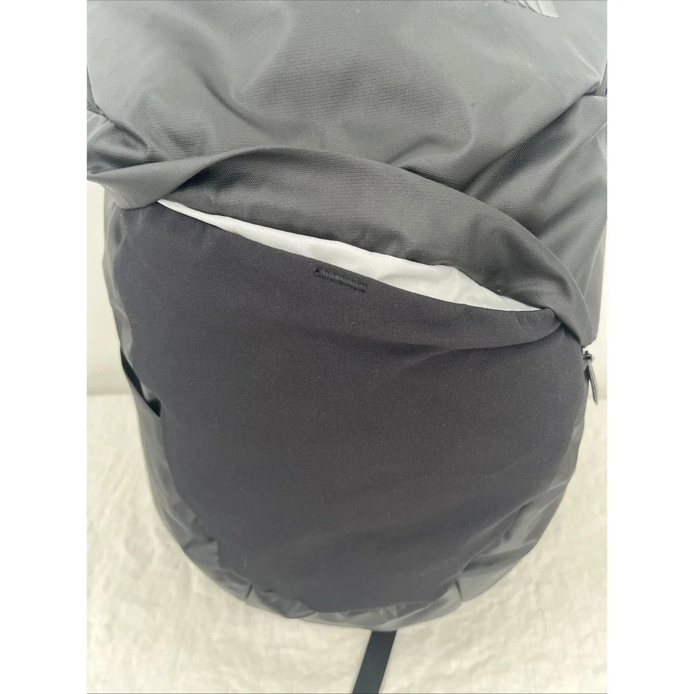 The North Face Unisex Black Aurora Backpack 22L Commuter Weather Resistant